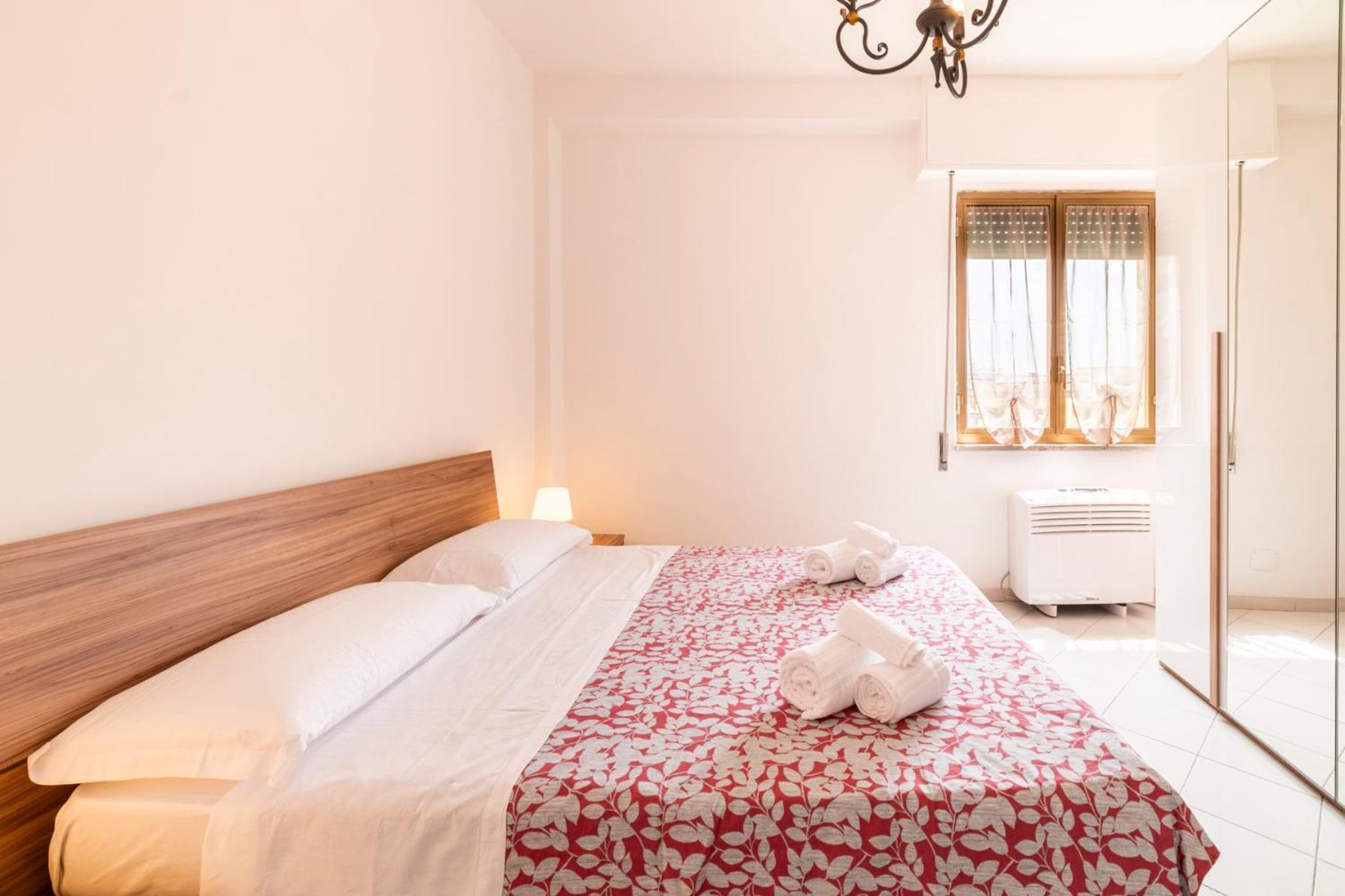 Casa Arenula By Domusextra Appartement Naples